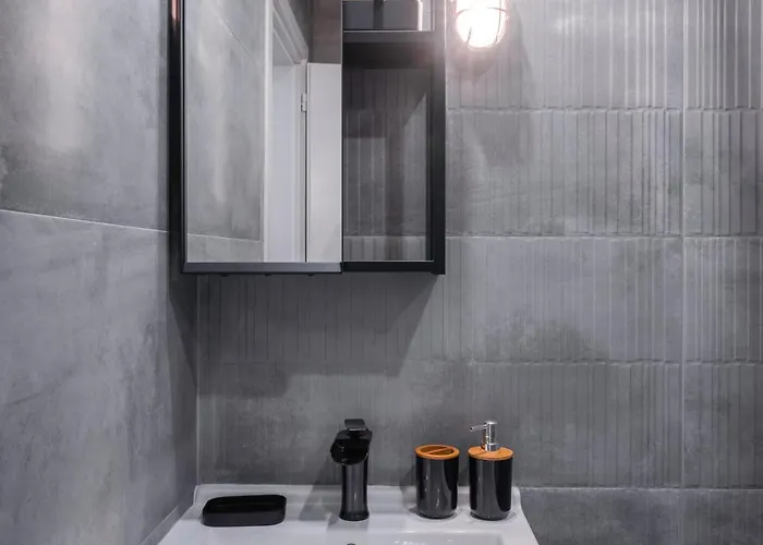 公寓 Brick Haven: Contemporary Urban Living Redefined *