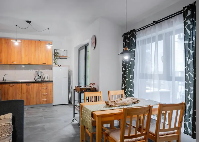 Brick Haven: Contemporary Urban Living Redefined *