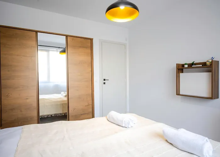 Brick Haven: Contemporary Urban Living Redefined